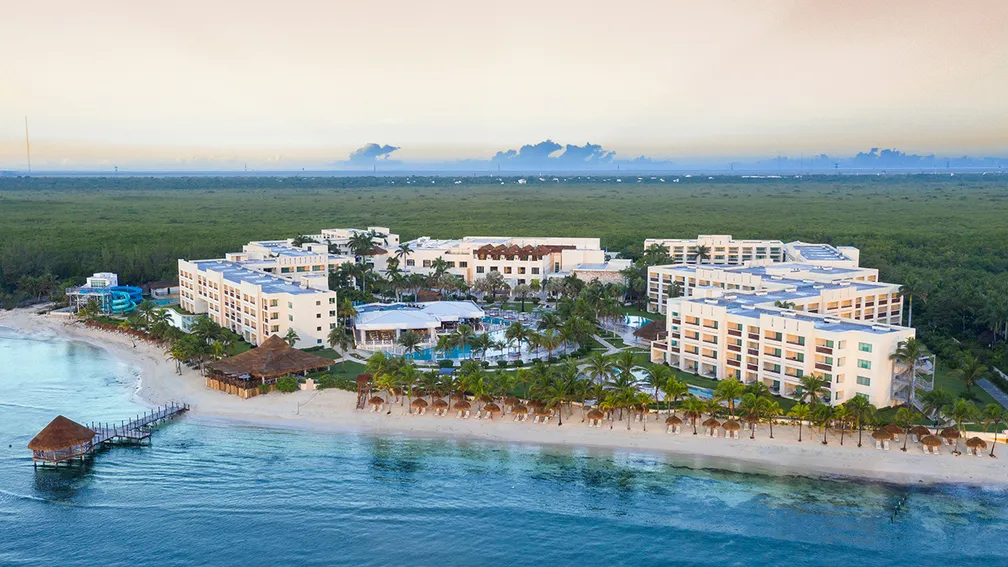 Hyatt Zilara Riviera Maya adults-only all-inclusive resort with oceanfront pools, pristine beach, and luxury accommodations in the Riviera Maya.